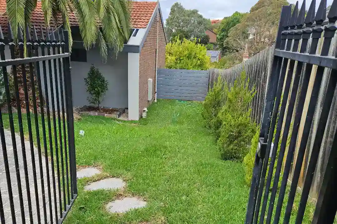 Landscaping Glen Waverley