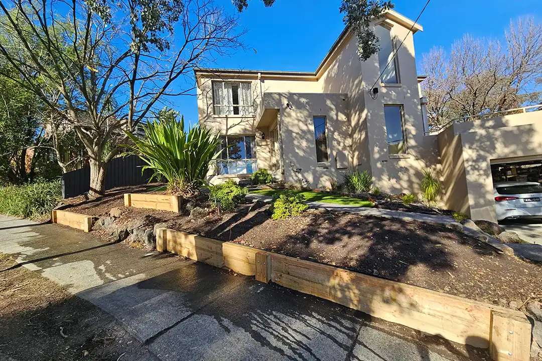 Retaining Wall Design & Construction
